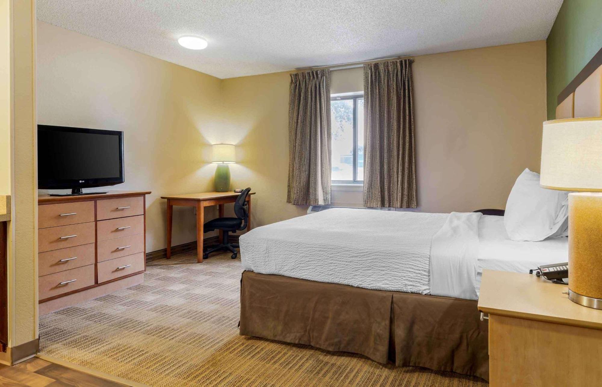 Extended Stay America Suites - Raleigh - North Raleigh - Wake Towne Dr מראה חיצוני תמונה