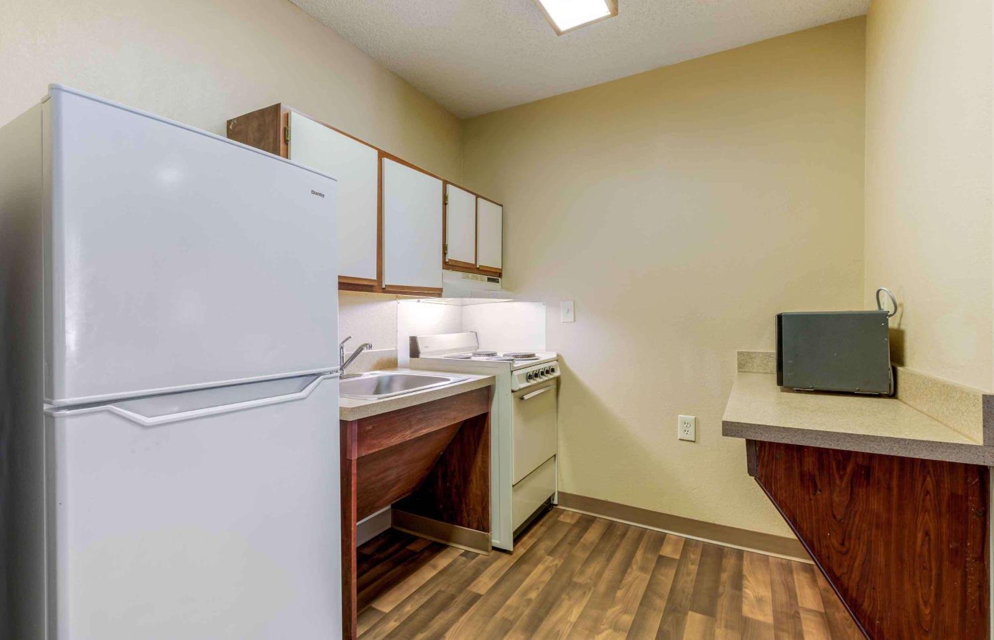 Extended Stay America Suites - Raleigh - North Raleigh - Wake Towne Dr מראה חיצוני תמונה