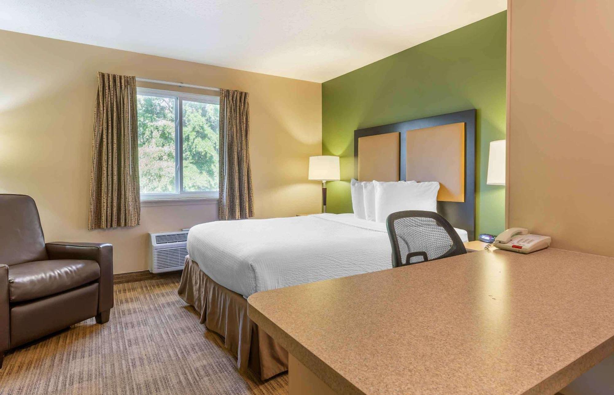 Extended Stay America Suites - Raleigh - North Raleigh - Wake Towne Dr מראה חיצוני תמונה