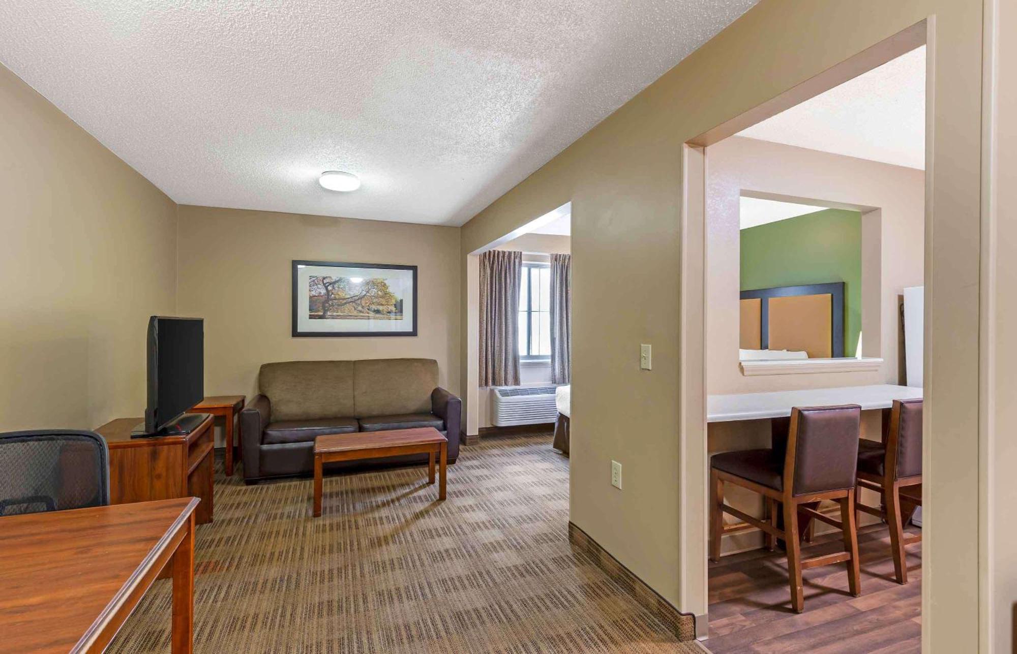 Extended Stay America Suites - Raleigh - North Raleigh - Wake Towne Dr מראה חיצוני תמונה