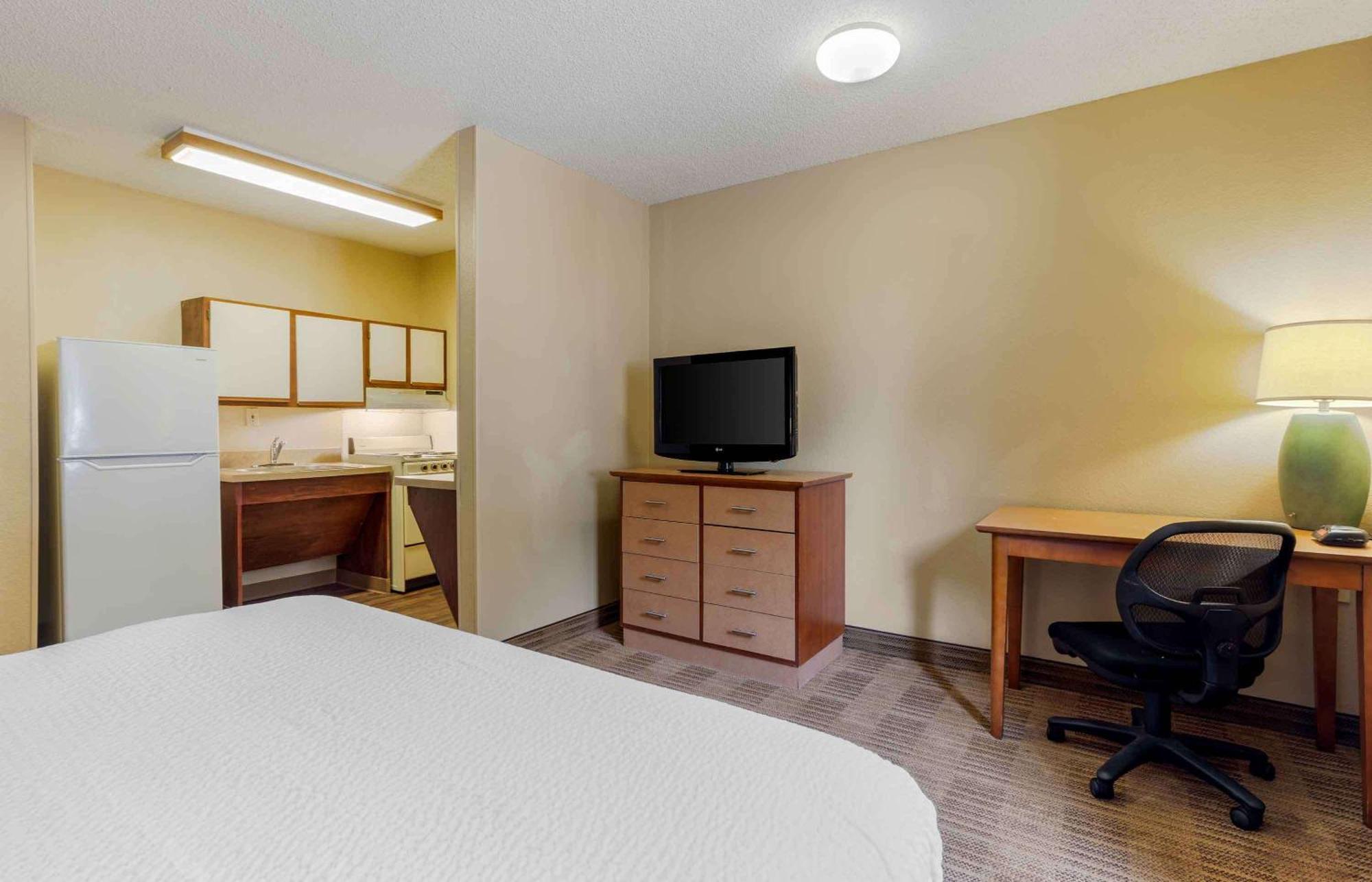 Extended Stay America Suites - Raleigh - North Raleigh - Wake Towne Dr מראה חיצוני תמונה